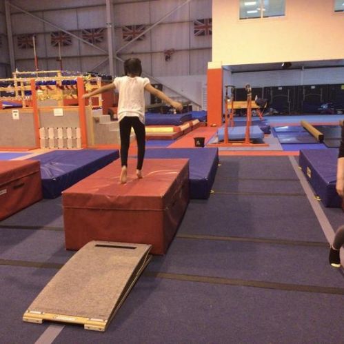 Competition6)